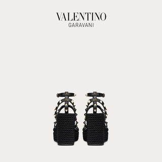 VALENTINO GARAVANI/华伦天奴 ROCKSTUD 小牛皮铆钉系带坡跟凉鞋 F13538796 （38、黑色）