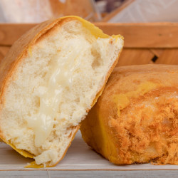 蛋皮肉松爆浆面包3个140g