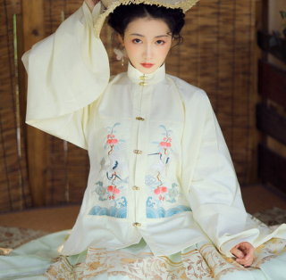 商品兰若庭明制汉服望水云鹤女士