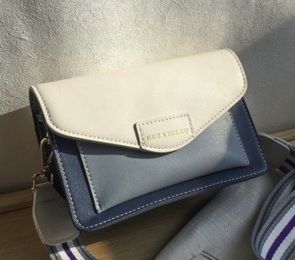 百科首页 服饰鞋包 女包 女士斜挎包 堡狮龙 商品首页完善信息