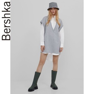 Bershka 巴适卡 07048296812  女士针织布V领背心连衣裙