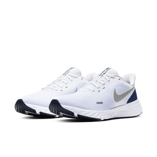 NIKE 耐克 Revolution 5 男子跑鞋 BQ3204-102 白黑银 44