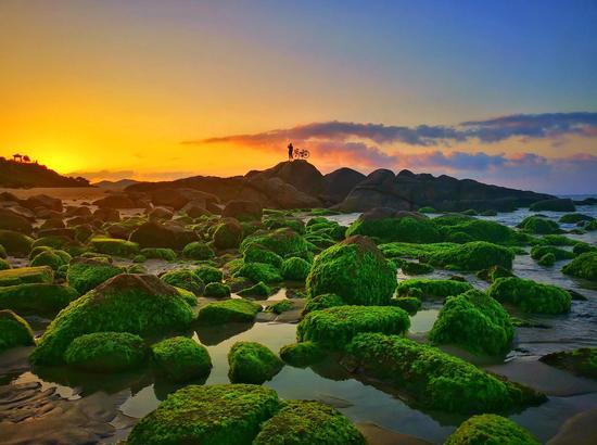 不常推但很绝，万宁地区遛娃天花板！海南万宁石梅湾艾美酒店 豪华山景/花园嬉水房 2-3晚连住套餐（含2大1小早餐+正餐/帆船出海+丰富亲子权益等）