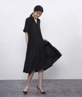 小编精选:夏天来了,又该买买买啦,变身UR女孩,新品夏日宝藏裙穿起来~
