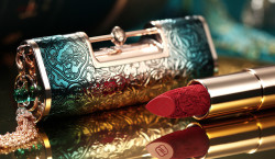 哑光口红 花西子同心锁口红 浮雕雕花哑光唇膏女保湿滋润中国风匠心品牌多少钱 什么值得买