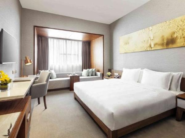 欢迎关注"酒店特惠"标签,让出游住的舒服又省钱!