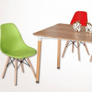 TIMI 现代简约餐桌椅套装 一餐桌四彩色椅 1.2m 木纹色