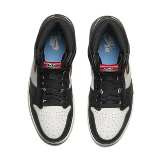 AIR JORDAN 正代系列 Air Jordan 1 女子篮球鞋 575441-015 体育画报 40