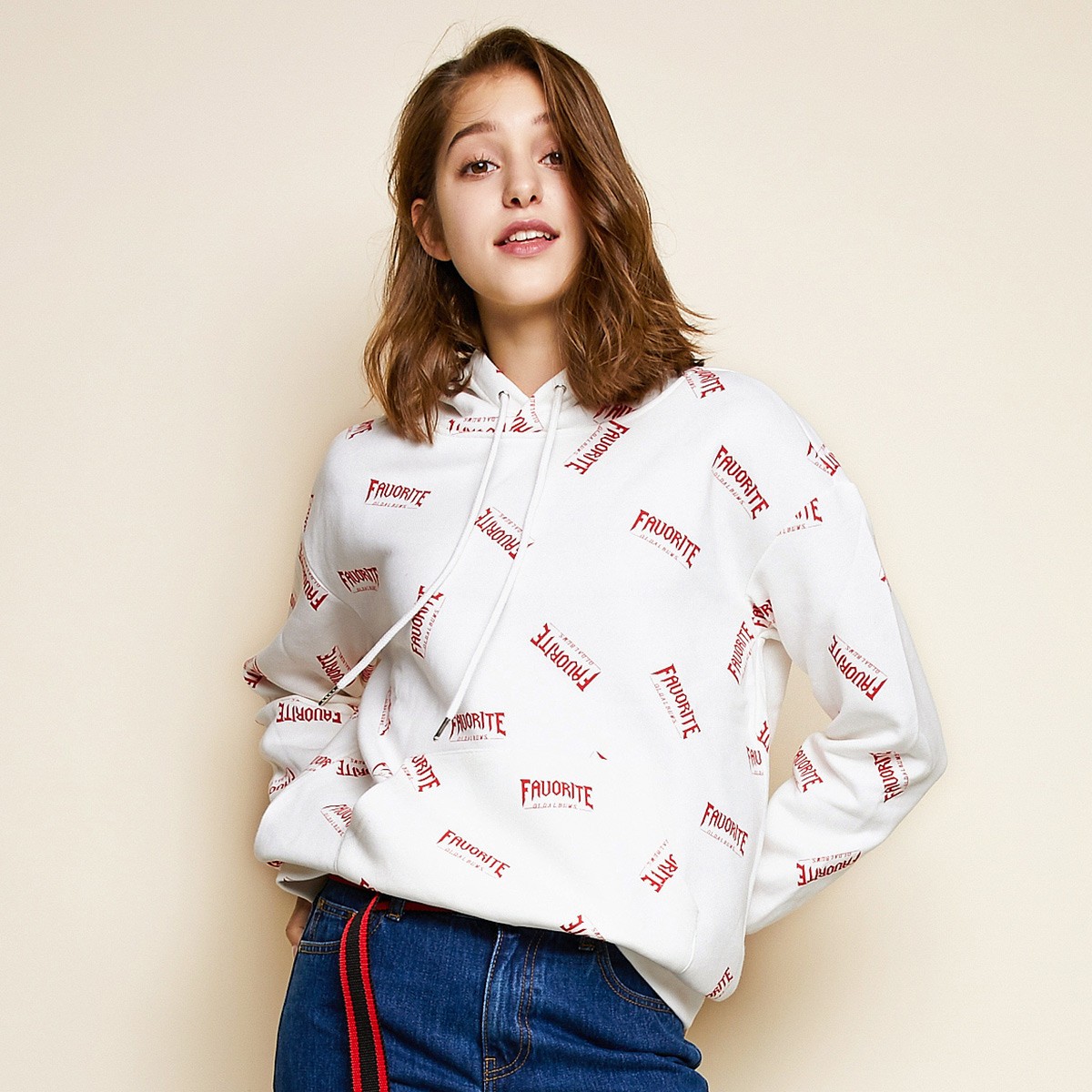 首页 服饰鞋包 女装 女上装 女士卫衣 cache cache/捉迷藏女士卫衣