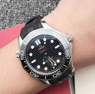 OMEGA 欧米茄 Seamaster海马系列 42毫米自动上链腕表 210.32.42.20.01.001