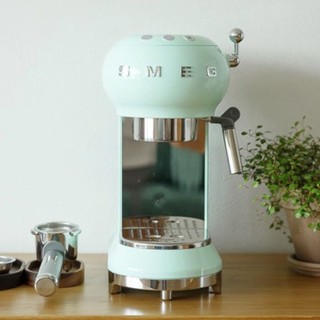 Smeg 斯麦格 ECF01 咖啡机 1.5L 粉绿色