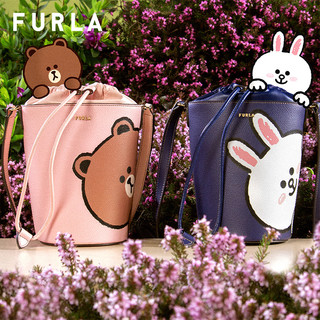 FURLA芙拉LINEFRIENDS 2021春夏新品布朗熊可妮兔迷你水桶斜挎包