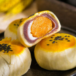 辣喜爱 雪媚娘蛋黄酥 混合口味 20个装