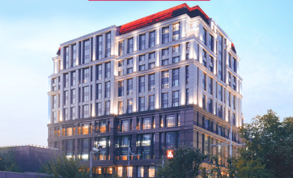 暑假不加价北京王府井希尔顿酒店超豪华大床房1晚含双人下午茶