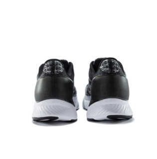 saucony 索康尼 Endorphin Shift 男子跑鞋 S20577-31 黑/白/灰 44.5