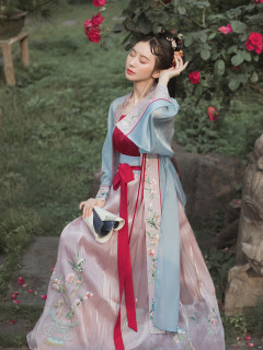 钟灵记花眠云烟宋制汉服百迭裙女花鸟褶裙长褙子齐腰吊带宋抹春夏 Xs 长褙子 天青色 一件现货 报价价格评测怎么样 什么值得买 钟灵记花眠云烟宋制汉服百迭裙女花鸟褶裙长褙子齐腰吊带宋抹春夏 Xs 长褙子 天青色 一件现货 报价价格评测怎么样 什么值得买