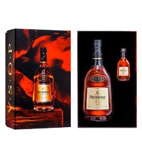 Hennessy 轩尼诗 黑卡专享 轩尼诗VSOP2019年特别版送礼礼盒700ml+50ml 干邑白兰地