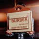 等啥呢？Burberry预售5折还不冲