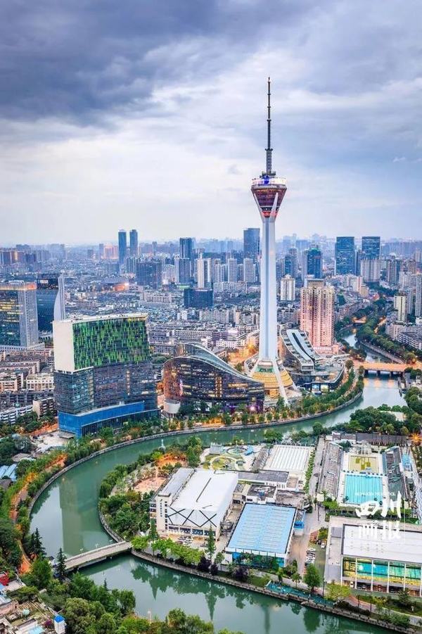 文末抽免单成都玩乐成华区339天府熊猫塔地标建筑360度俯瞰成都夜景