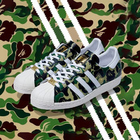 阿迪达斯Adidas Superstar x BAPE 联名迷彩贝壳头休闲板鞋 GZ8981 GZ8981 43