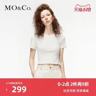 MO&Co. 摩安珂 三公里生活圈MOCO春夏新品图案章仔短款针织短袖T恤上衣女 摩安珂 MBO1TEE012 本白色2 S/160