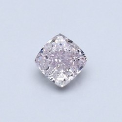 Blue Nile 0.41 克拉浅粉红垫形切割彩钻