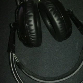 steelseries 赛睿 西伯利亚 v2 耳罩式头戴式有线耳机 黑色 USB口