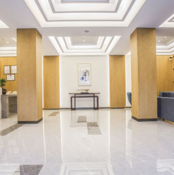 周末不加价杭州灵山开元颐居酒店精选房1晚含双早马场体验券家庭正餐