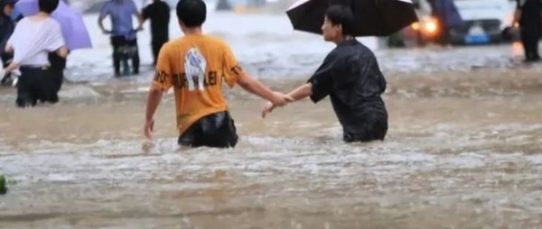 风雨中，一起撑！遇到困难时，残障人士如何拨通救援电话自救？