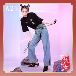 A21 女士宽松牛仔裤