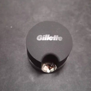 Gillette 吉列 锋隐5致顺手动剃须刀 引力盒红色限量版 1光滑刀架+1刀头+磁力底座