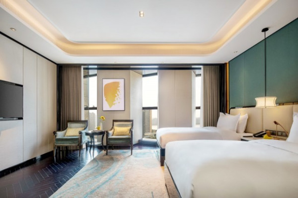 免费升级杭州明豪voco酒店豪华房2晚2大1小早餐