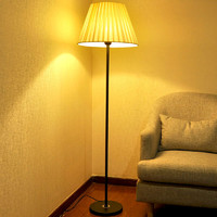 好莱仕 落地灯客厅卧室床头过道现代简约创意布艺装饰LED遥控喂奶灯