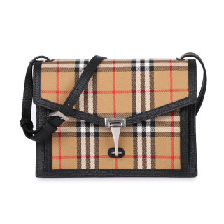 规格查看更多颜色黑色品牌burberry/博柏利8906人关注创办于1856年,是