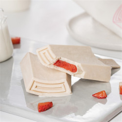 chicecream钟薛高草莓白巧4特牛乳6雪糕冰淇淋10片装