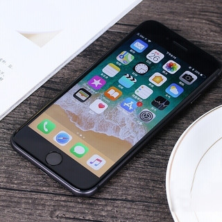 Apple 苹果 iPhone8 4G手机