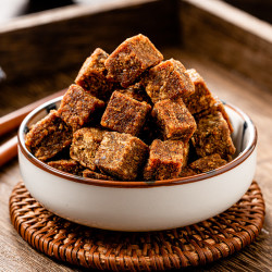 plus会员宏香记香软猪肉粒香辣味120g