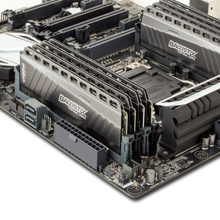 Crucial 英睿达 铂胜 TACTICAL系列 DDR4 3000MHz 台式机内存 马甲条