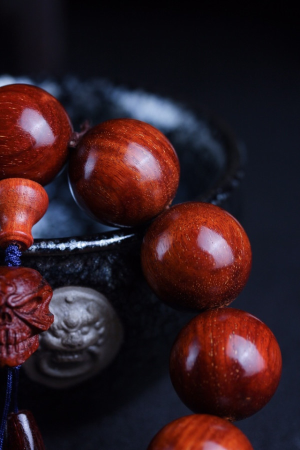 正宗赞比亚血檀手串20cm紫檀木12颗重量63克高油密料