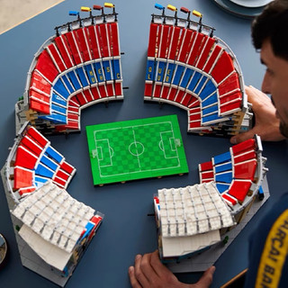LEGO 乐高 Creator创意百变高手系列 10284 巴塞罗那俱乐部诺坎普球场