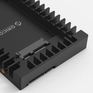 ORICO 奥睿科 1125SS 2.5转3.5英寸硬盘转接架SSD转3.5英寸硬盘盒 黑色