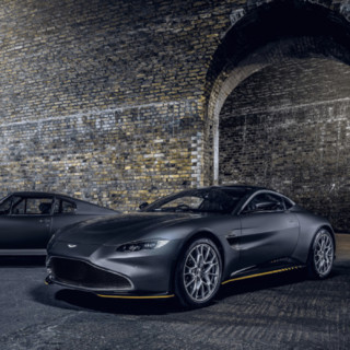 ASTON MARTIN 阿斯顿·马丁 V8 Vantage 22款 4.0T V8 Roadster