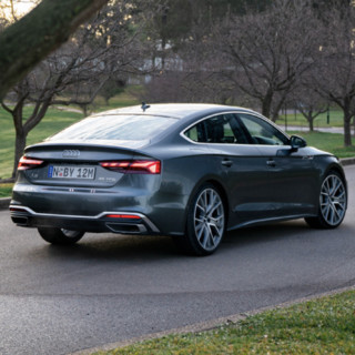 Audi 奥迪 A5 22款 Sportback 40 TFSI 时尚致雅型