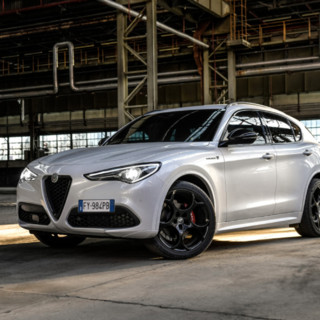 ALFA ROMEO 阿尔法·罗密欧 Stelvio斯坦维