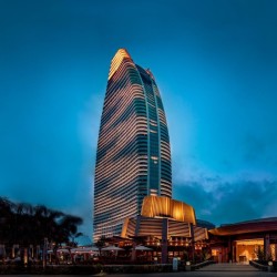 再补货!国庆可用不加价!住2大2小!三亚亚特兰蒂斯酒店 海景双床房2晚(连住) 早餐+晚餐+水族馆水世界畅玩+皇家俱乐部礼遇