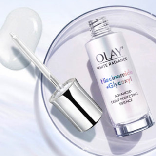 OLAY 玉兰油 美白护肤套装 (纯璨晶透肌底精华露30ml+水感透白光曜精华露30ml)