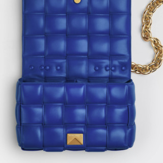 BOTTEGA VENETA 葆蝶家 CASSETTE系列 CHAIN 女士斜挎包 631421VBWZ04238 钴蓝色 中号