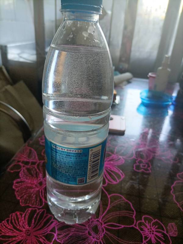 白山水天然偏硅酸矿泉水500ml20瓶