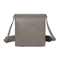 BOTTEGA VENETA 葆蝶家 男士小牛皮革斜挎包 577534VBOC61519 大象灰 小号