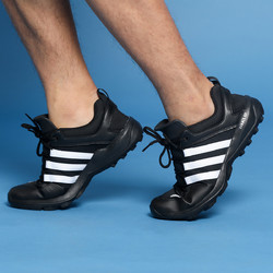 adidas 阿迪达斯 男鞋休闲鞋新款户外运动鞋黑色跑鞋
